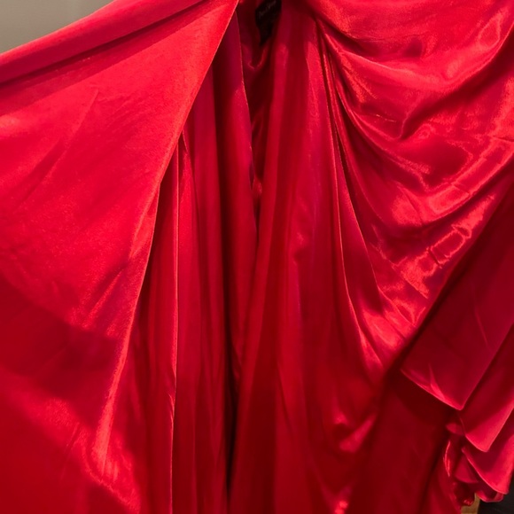 Dave & Johnny Prom Dress Red size 3/4 Satin Gown Style A7454 Slit - Picture 16 of 16